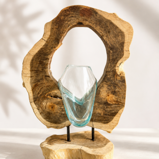 Teakholz mit Glasvase – natürliche Eleganz aus Holz und Glas